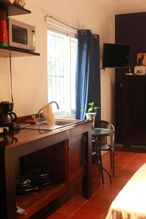 Bea Rooms And Studios Cozumel Bagian luar foto