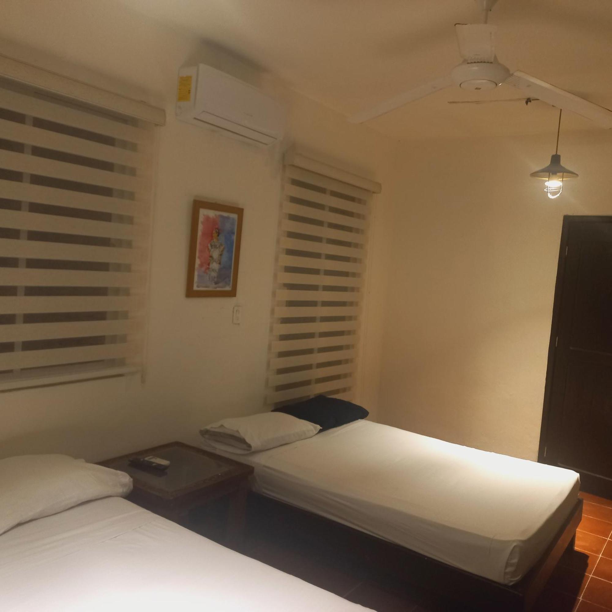 Bea Rooms And Studios Cozumel Ruang foto